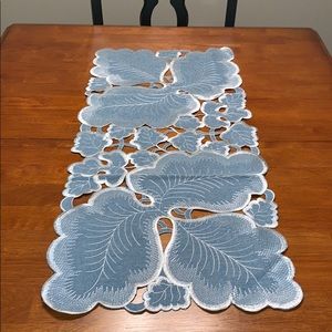 Table Runner